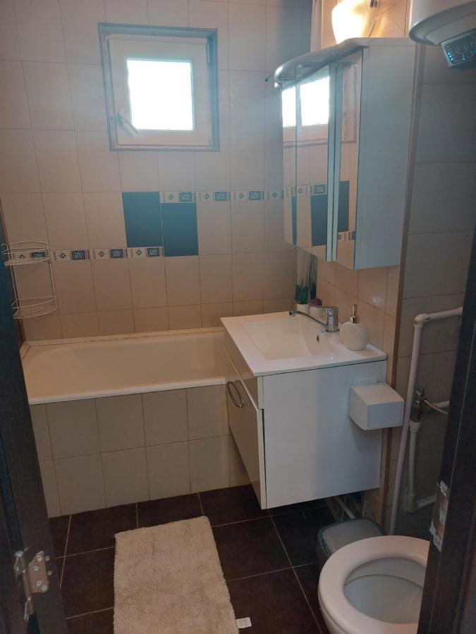 Apartament Central Renovat 3 Camere Bukarest Exterior foto